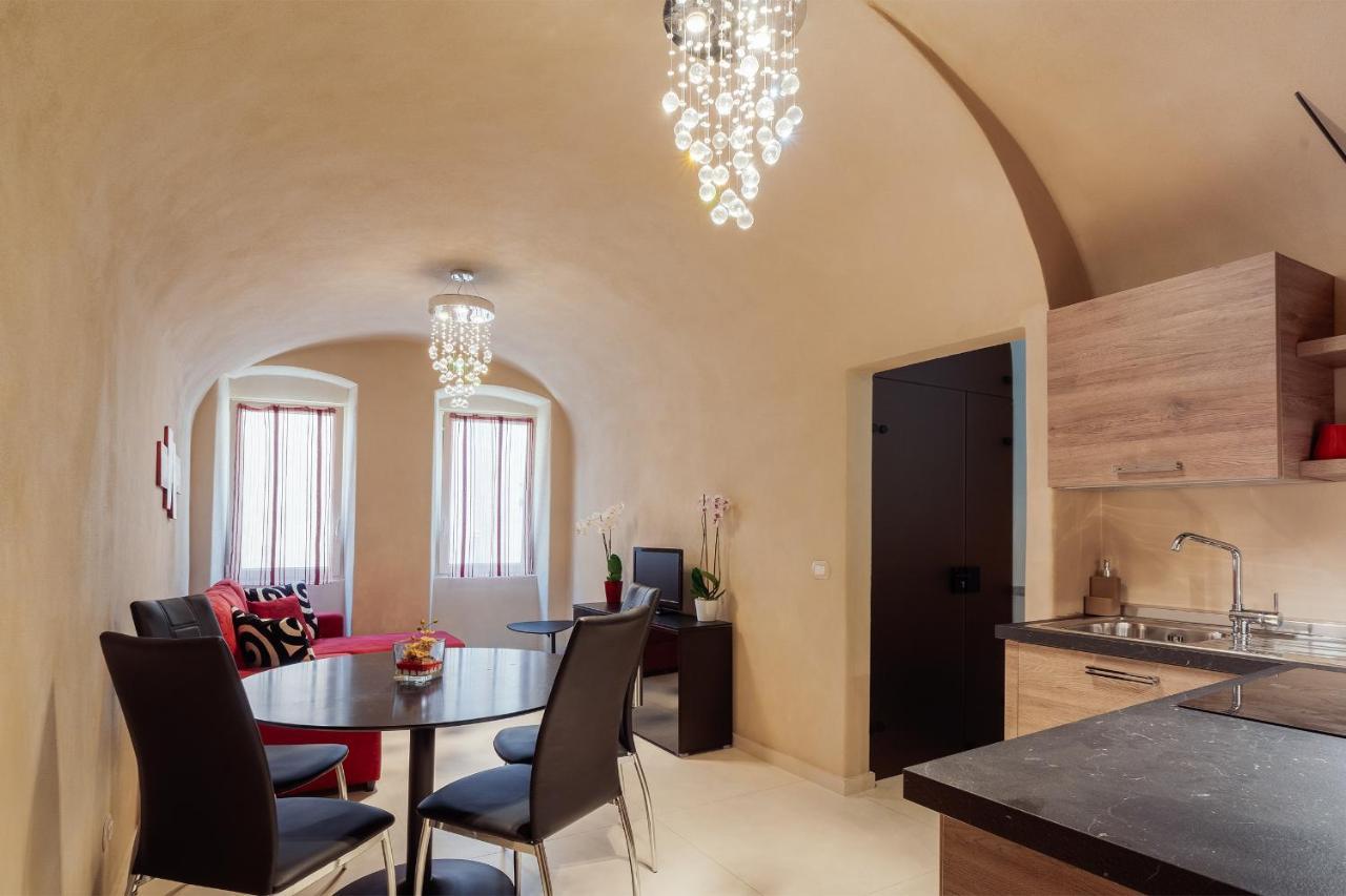 Costiglioli Central & Elegant Duplex Sanremo Bagian luar foto